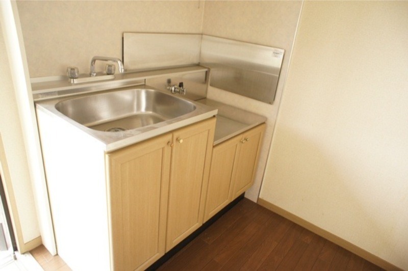 キッチン　図面と現状に相違がある場合には現状を優先