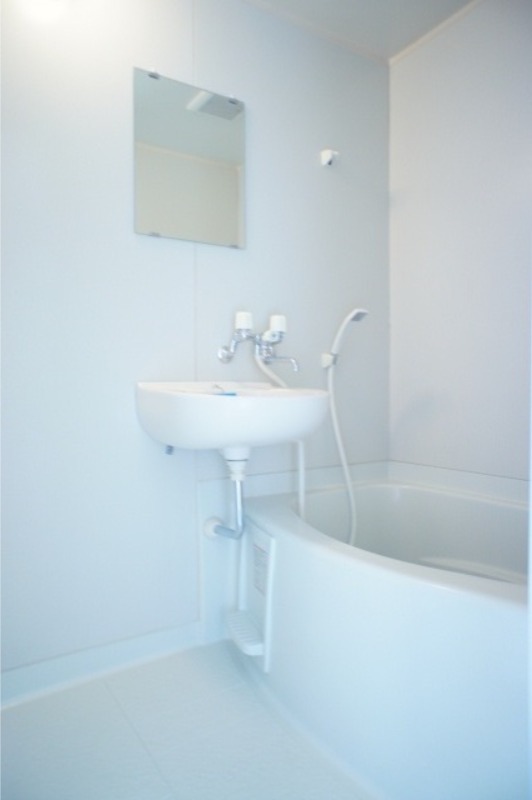 バス・シャワールーム　図面と現状に相違がある場合には現状を優先