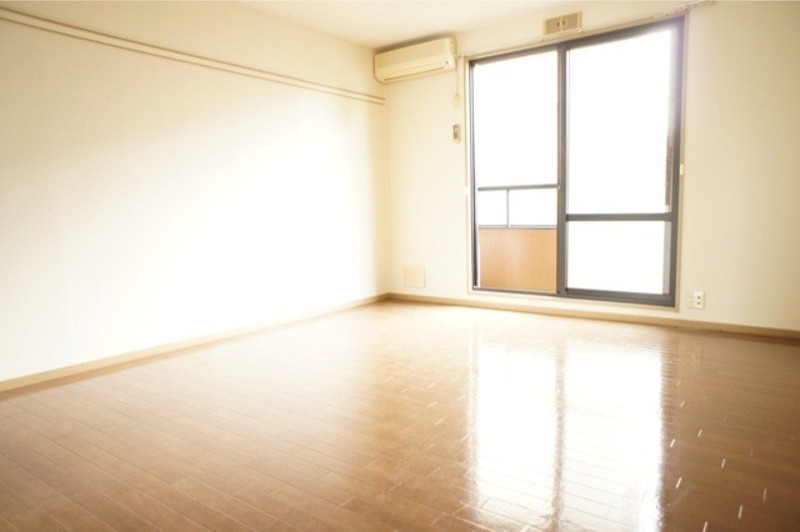 居室・リビング　図面と現状に相違がある場合には現状を優先