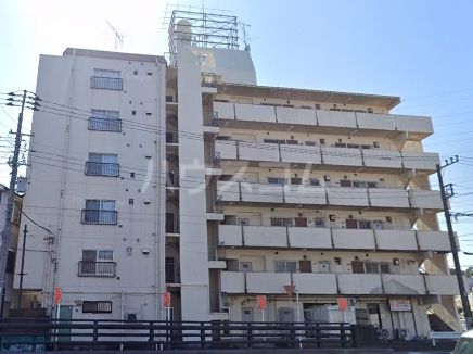 横浜市港北区菊名のマンションの建物外観