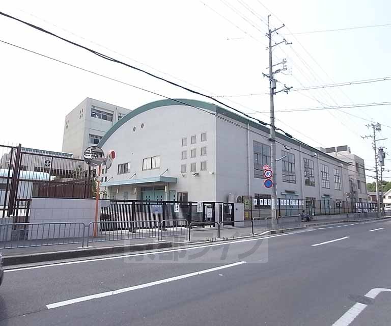 【宇治市大久保町のマンションの幼稚園・保育園】