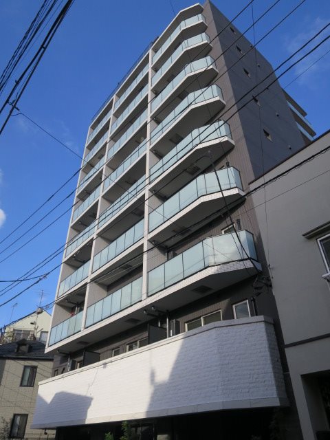 大田区南蒲田のマンションの建物外観