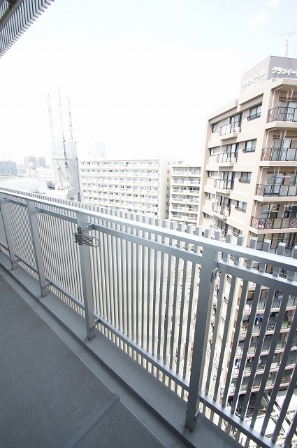 バルコニー　バルコニー