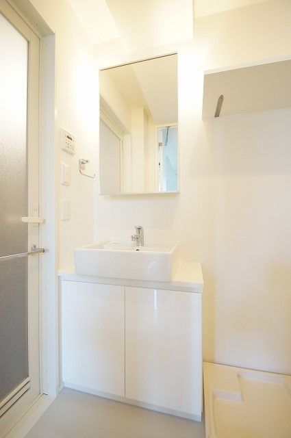 洗面設備　日々の生活に便利な「独立洗面台」あります。