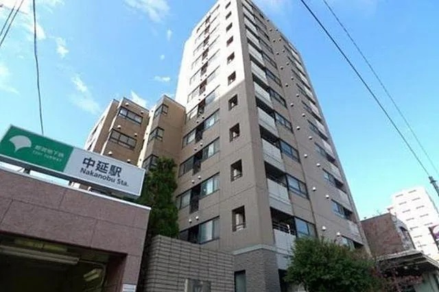 【品川区中延のマンションの建物外観】