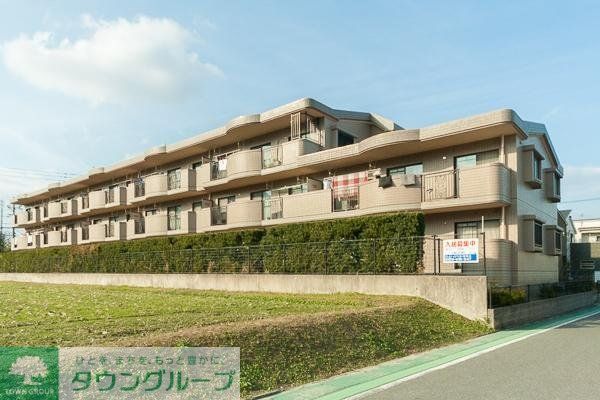 福岡市城南区南片江のマンションの建物外観