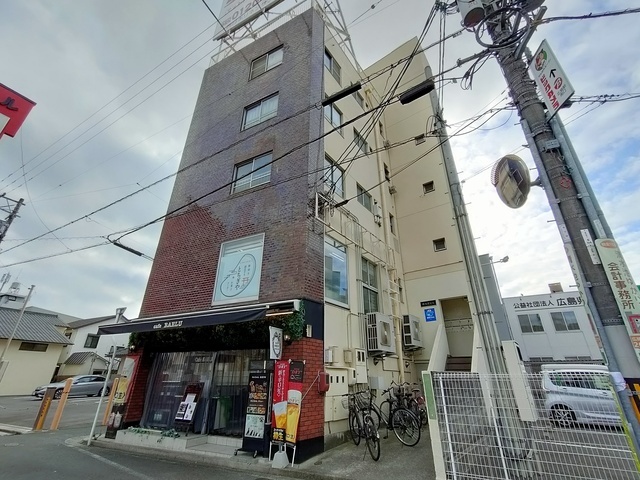 栃木屋ビルの建物外観