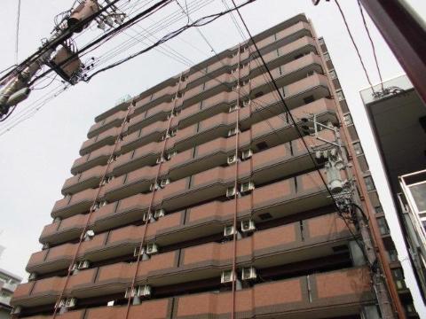 【ラディアント柴田の建物外観】