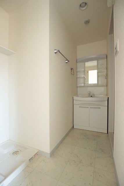 洗面設備　同物件別号室