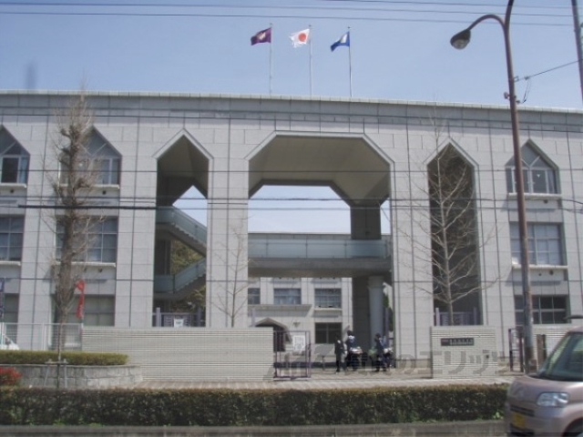 中学校　洛北高等学校・附属中学校（中学校）まで700m