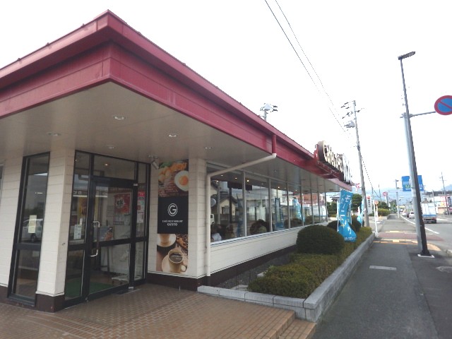 飲食店　ガスト 焼津東小川店(から好し取扱店)（飲食店）まで419m