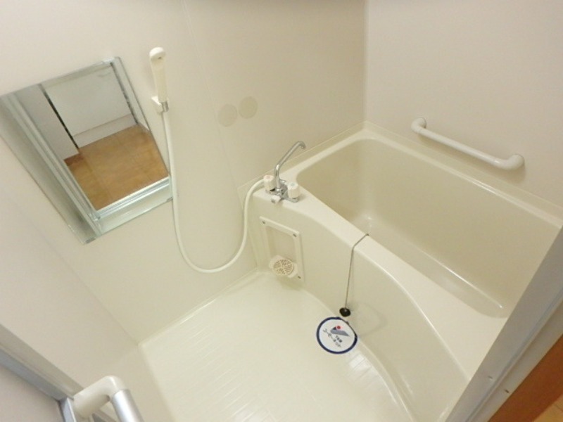 バス・シャワールーム　図面と現状に相違がある場合には現状を優先