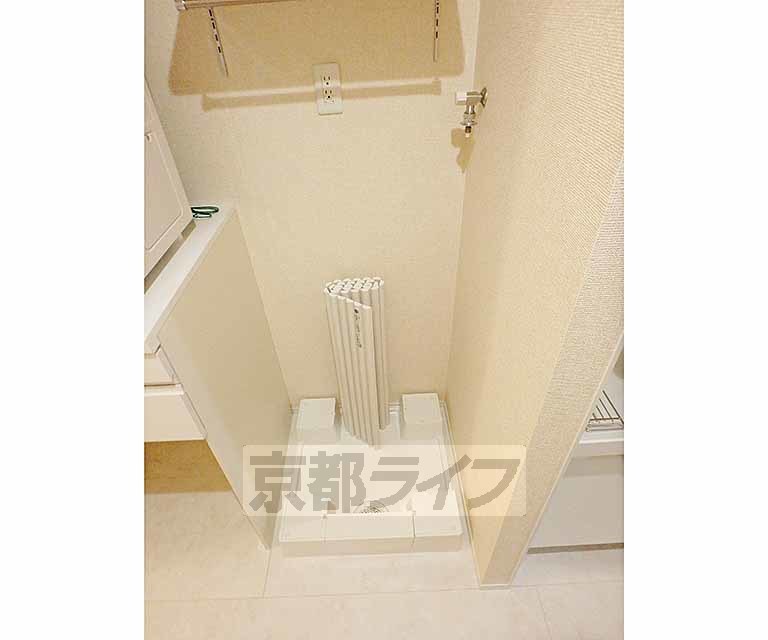 その他設備　洗面所に洗濯機が設置可能です。