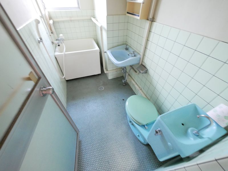 バス・シャワールーム