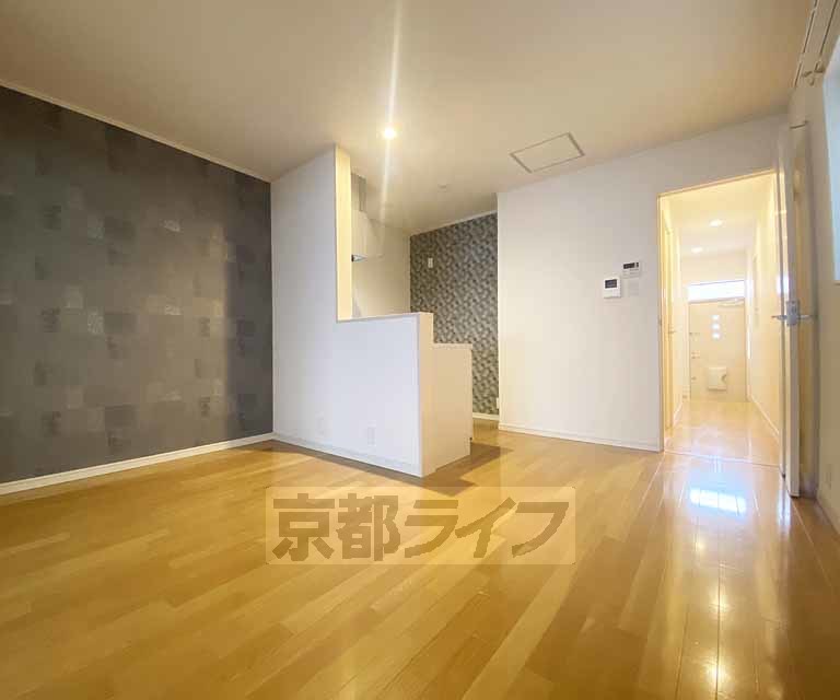 居室・リビング　ＩＲ太秦駅徒歩４分の好立地物件です