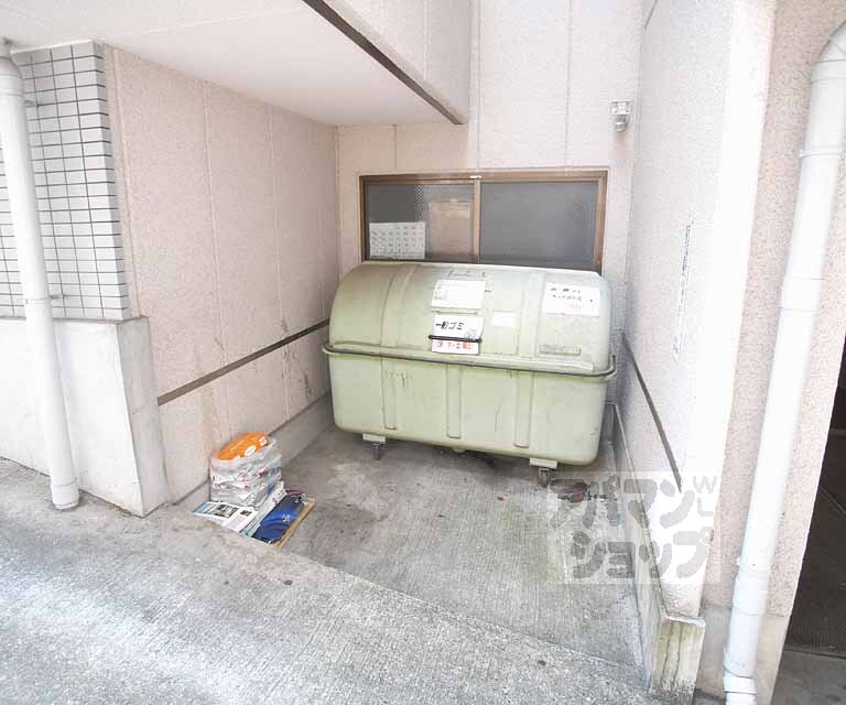 その他　ゴミ回収ボックスです