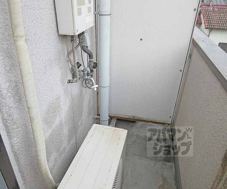 バルコニー　ベランダに洗濯機置けますよ