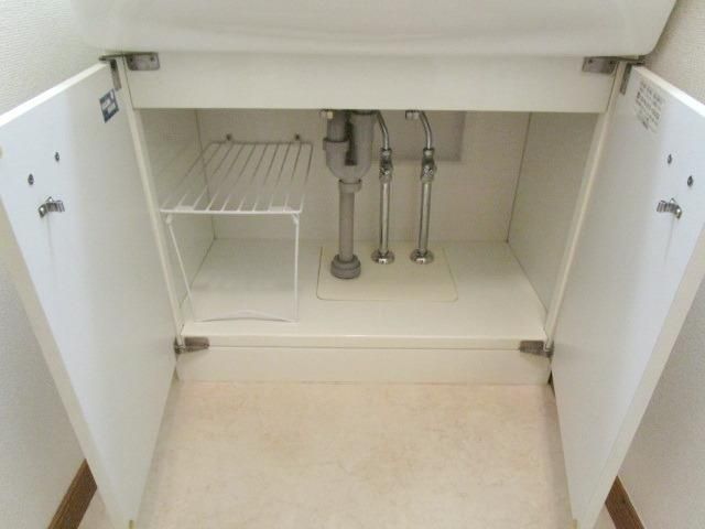 その他　★洗面台の下部収納★