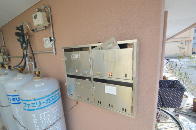 スーパー　万惣海田店（スーパー）まで371m