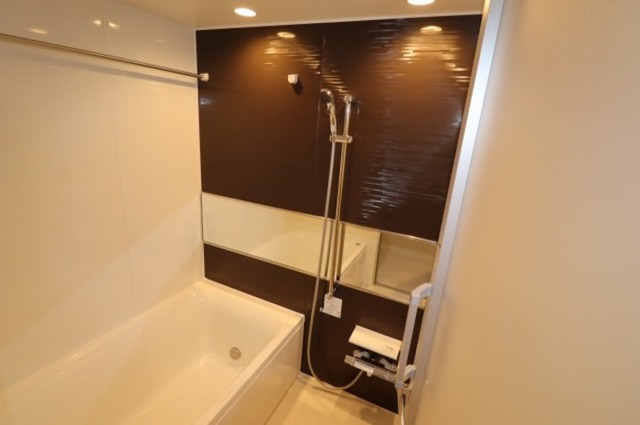 バス・シャワールーム　浴室