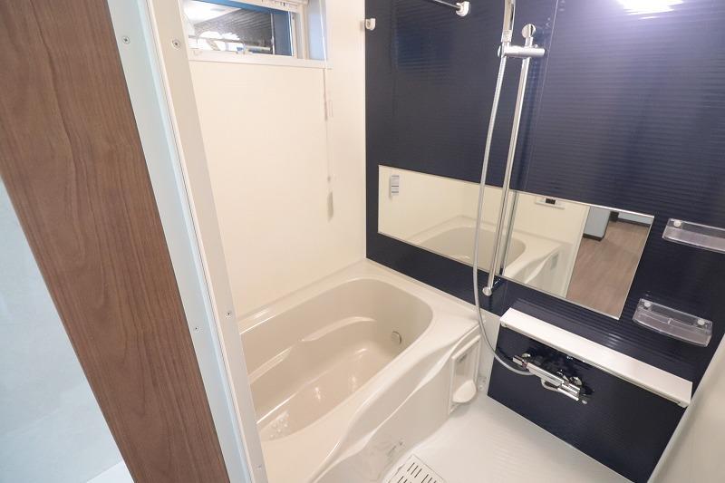 バス・シャワールーム　浴室