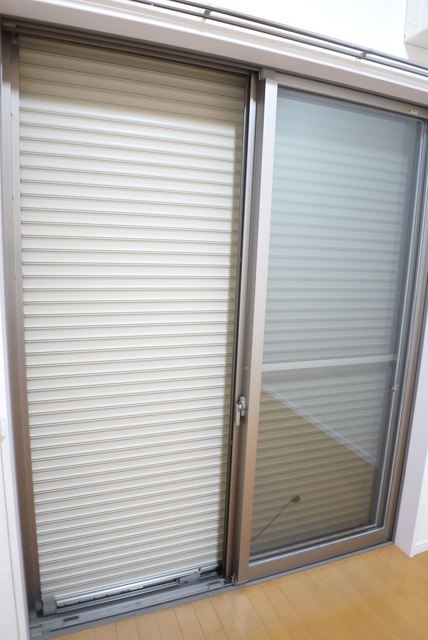 セキュリティ　防犯シャッター