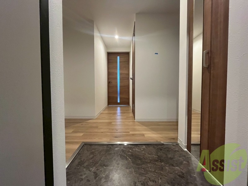 玄関　使いやすく明るい印象の玄関になっておりました！