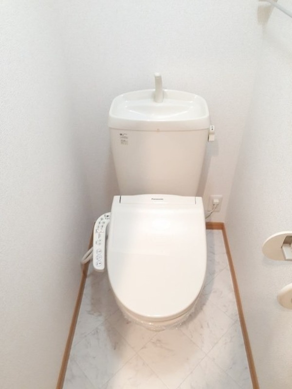 トイレ　図面と現状に相違がある場合には現状を優先