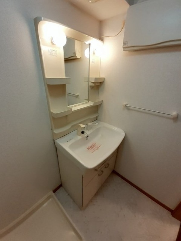 洗面設備　図面と現状に相違がある場合には現状を優先