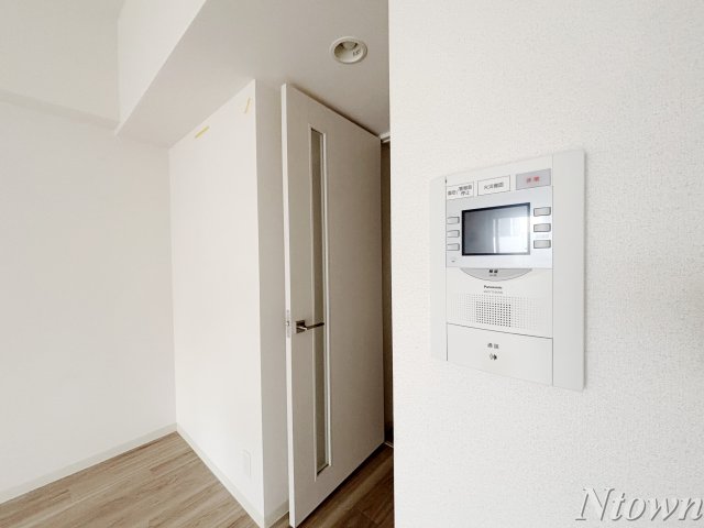 セキュリティ　モニター付きインターホンです