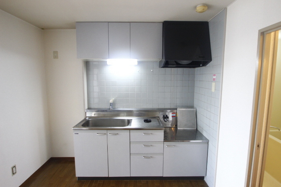 キッチン　※別部屋の写真です