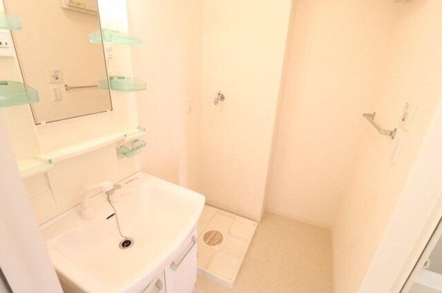 洗面設備　洗髪洗面化粧台