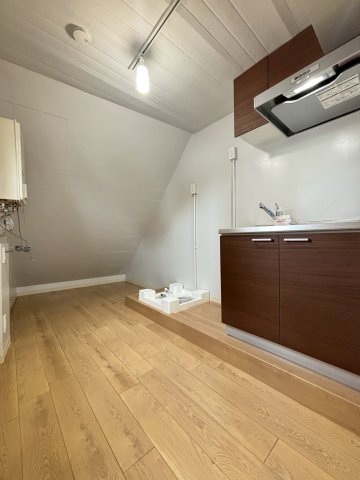 居室・リビング　明るい洋室です