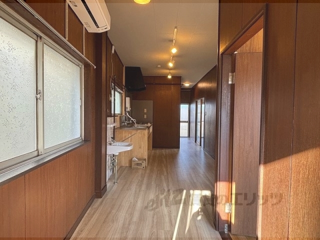 その他部屋・スペース　廊下