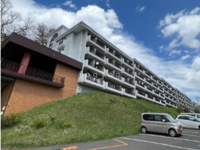 プレジデントハイムの建物外観