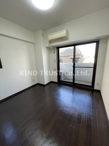 居室・リビング　ゆったりとした居間です