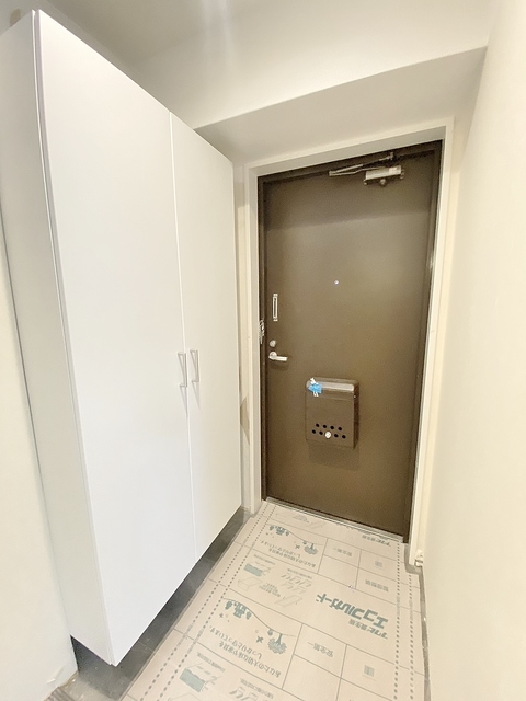 玄関　大きなシューズボックス