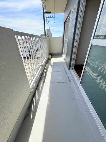 バルコニー　同物件の参考写真です。