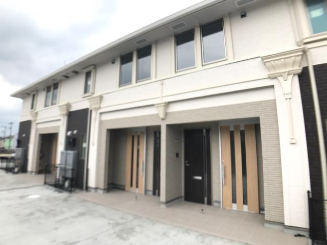 建物外観　外観写真（昼）