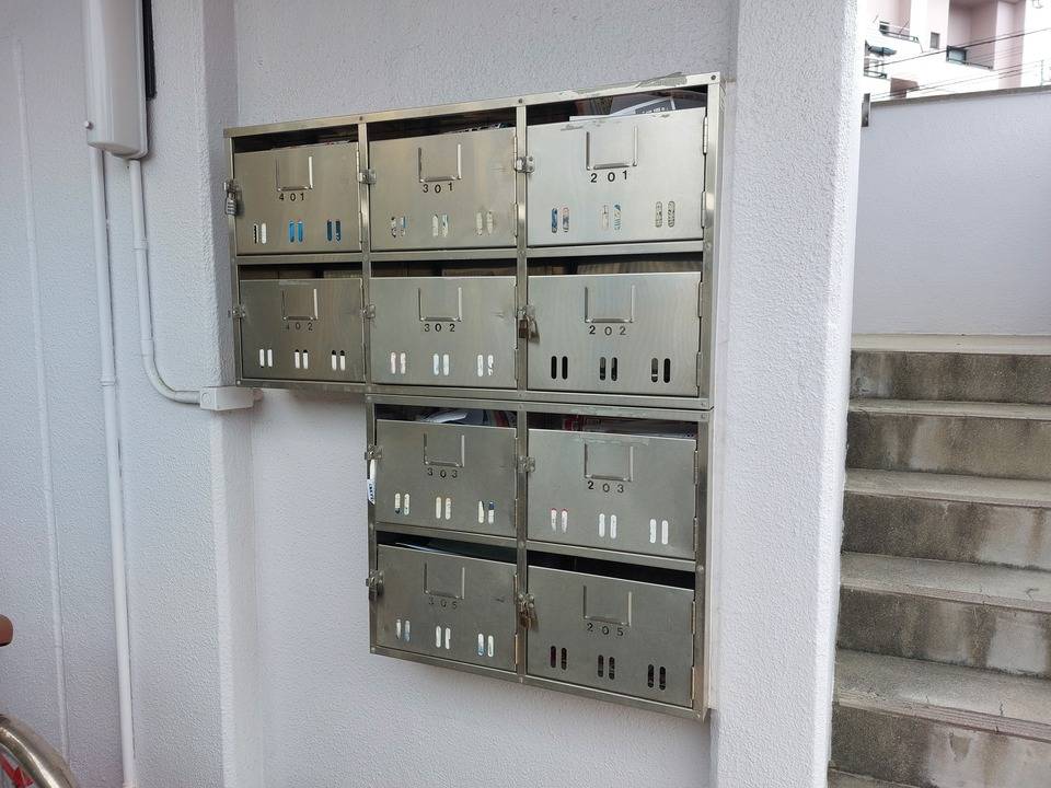 エントランス　メールBOX