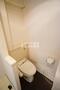 トイレ　白基調で清潔感のあるトイレです♪