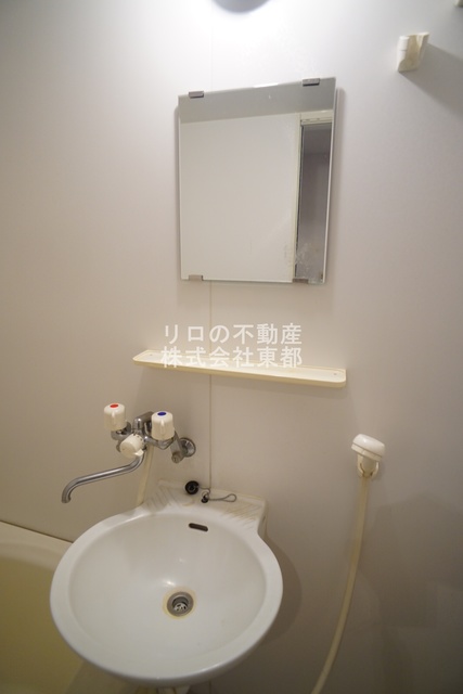 洗面設備　洗面ボウルもついているので、ここで洗顔できますね☆