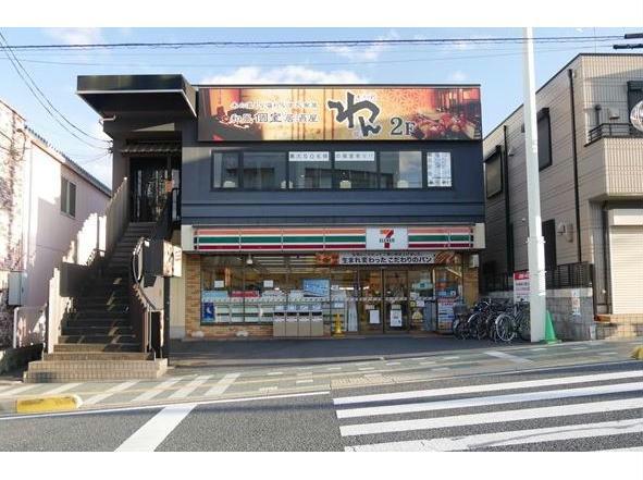 コンビニ　セブンイレブン大津石山駅前店（コンビニ）まで647m