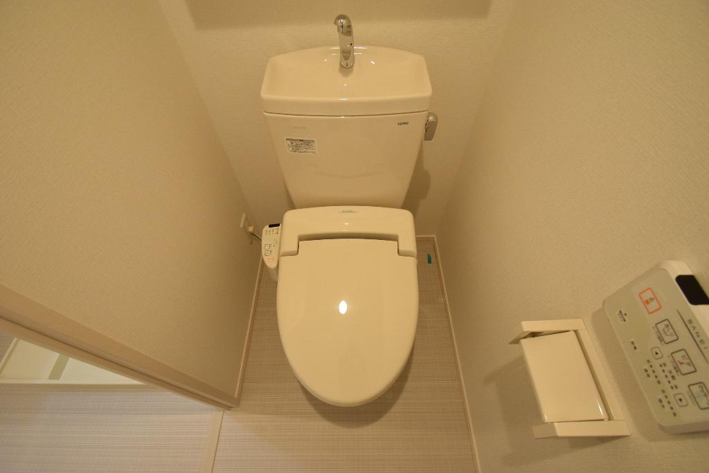 トイレ　シャワー付トイレ