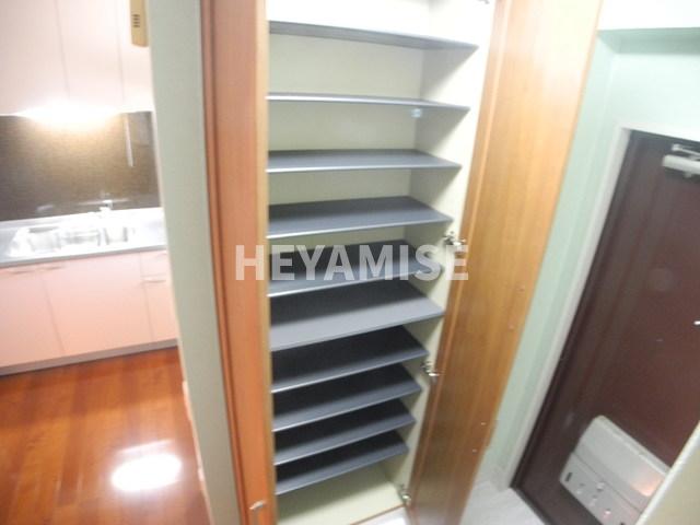 玄関　※別号室の参考写真です※