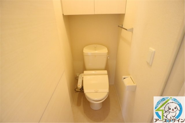 トイレ　パース写真