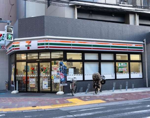 コンビニ　セブン－イレブン大田区都税事務所前店（コンビニ）まで226m