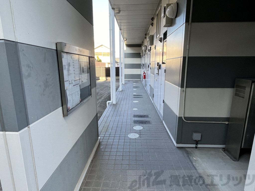 ロビー　バルコニー