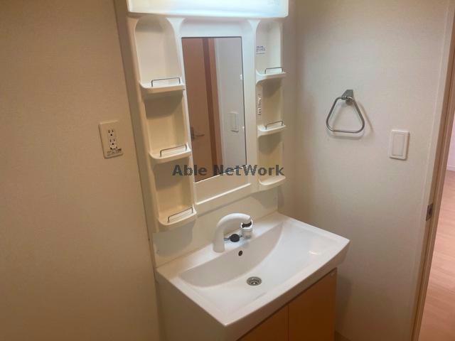 洗面設備　洗髪洗面化粧台