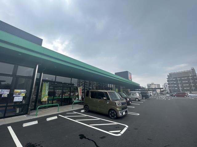 スーパー　タイヨー谷山駅前店（スーパー）まで592m